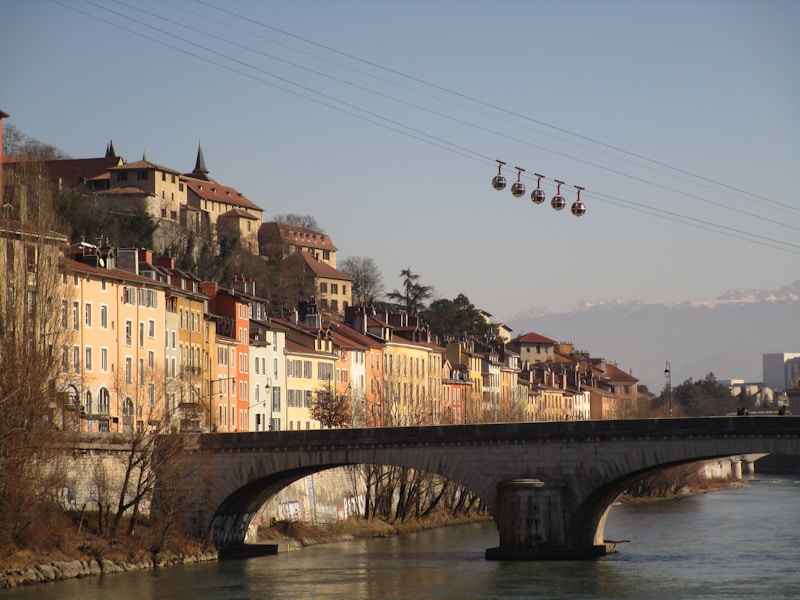 Grenoble téléphérique Bastille